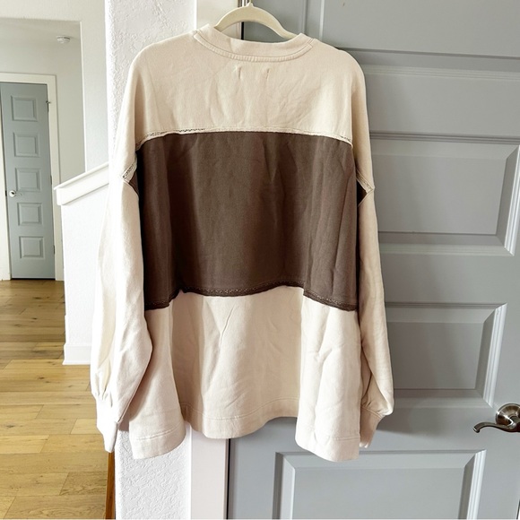 NWT Free People Strawberry Sweatshirt - Picture 5 of 5